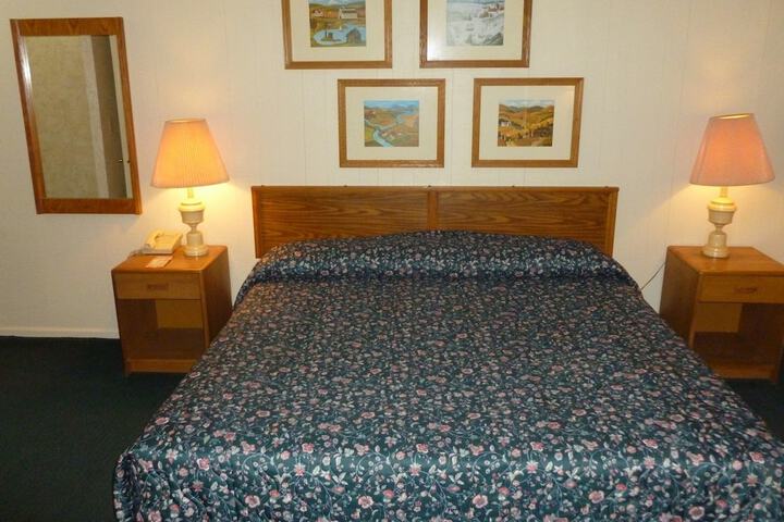 Room 15 of 15