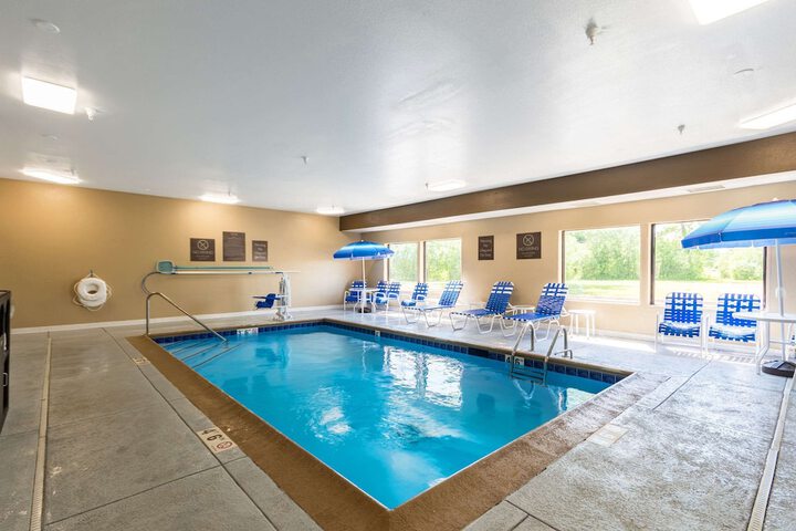 Pool 3 of 33