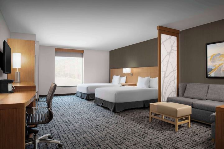 Hyatt Place Boulder / Pearl Street
