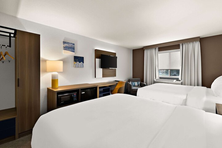 Comfort Inn & Suites Fremont