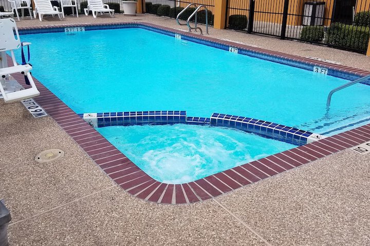 Quality Inn Hillsboro