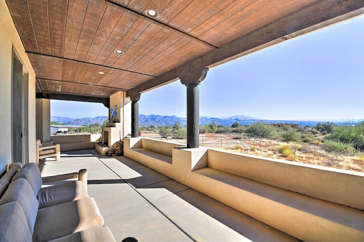 Rio Verde Desert Escape w / Patio & Mountain Views!