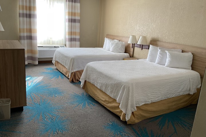 Room 18 of 23