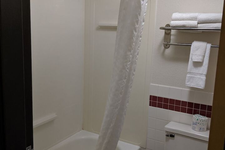Room 7 of 36