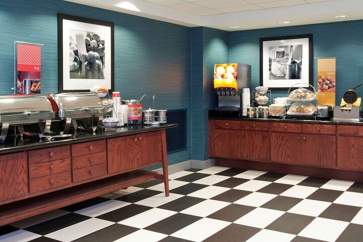 Breakfast/Coffee Service 37 of 42