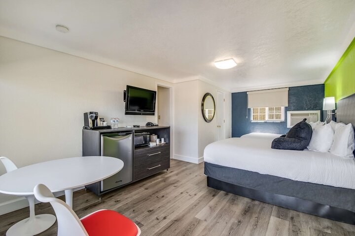 Room 29 of 52