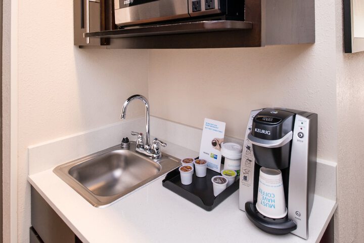 Holiday Inn Express & Suites Monroe by IHG