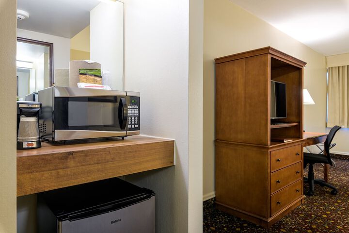 Room 5 of 41