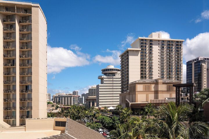 Moana Surfrider a Westin Resort & Spa, Waikiki Beach