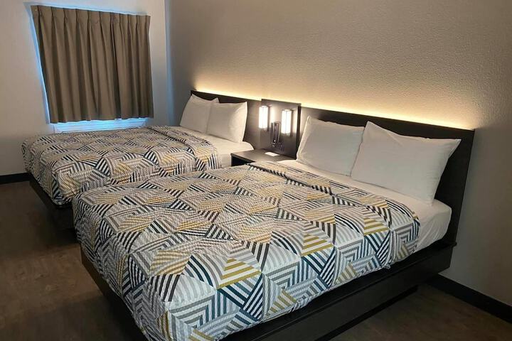 Room 34 of 37
