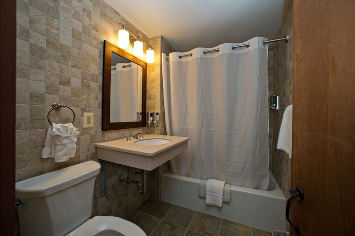 Room 21 of 47