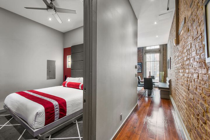 Room 307 of 488