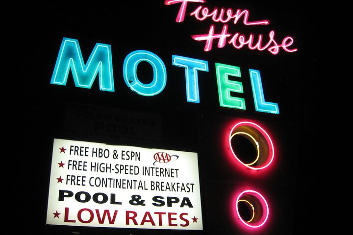 Hotel 2 of 41