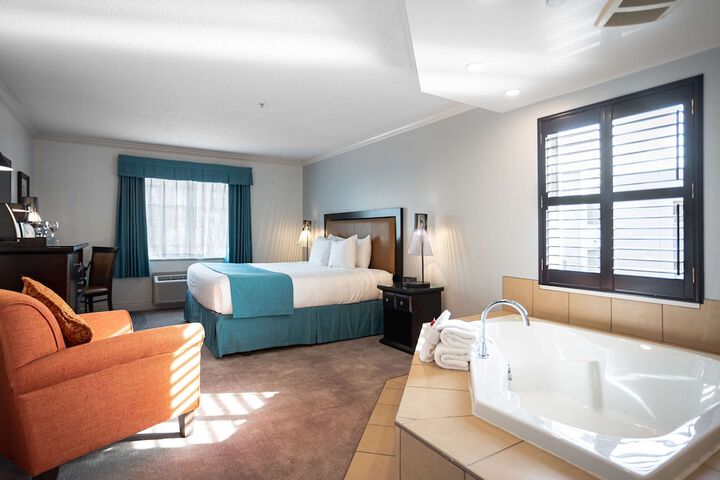 Room 15 of 26