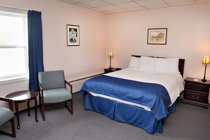 Slemon Park Hotel & Conference Centre