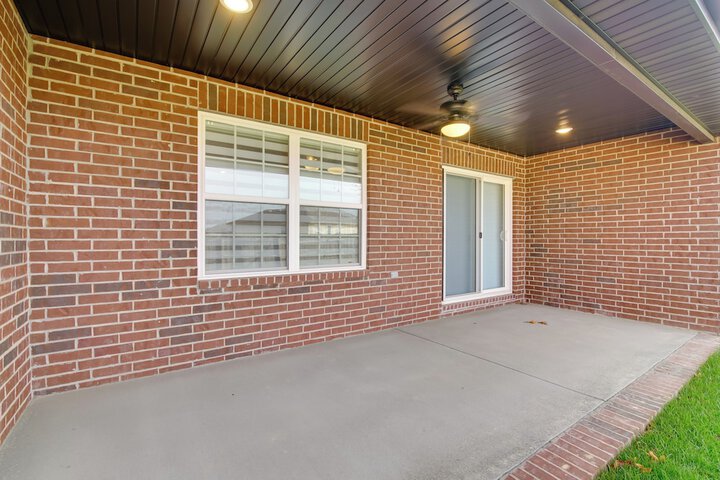 Family-friendly Ozark Villa - Centrally Located