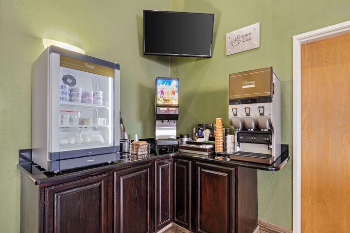 Sleep Inn & Suites Charles City