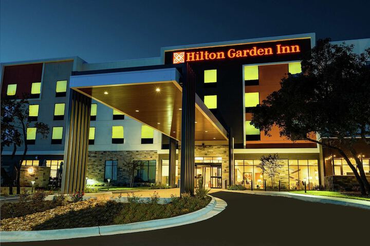 Hotel 3 of 68