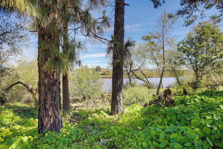 Lakefront Grover Beach Home Walk to Ocean!