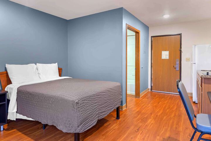 Room 15 of 34