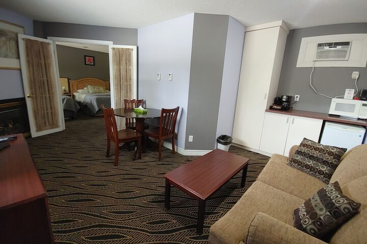 Room 52 of 54