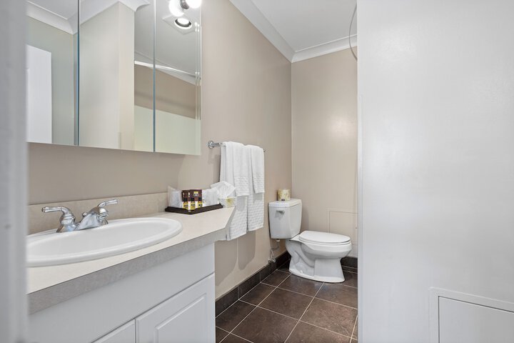 Glenwood Inn & Suites