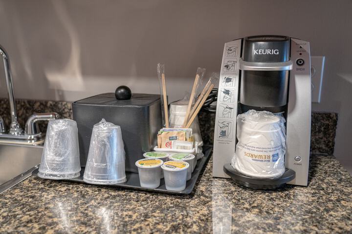 Breakfast/Coffee Service 95 of 113