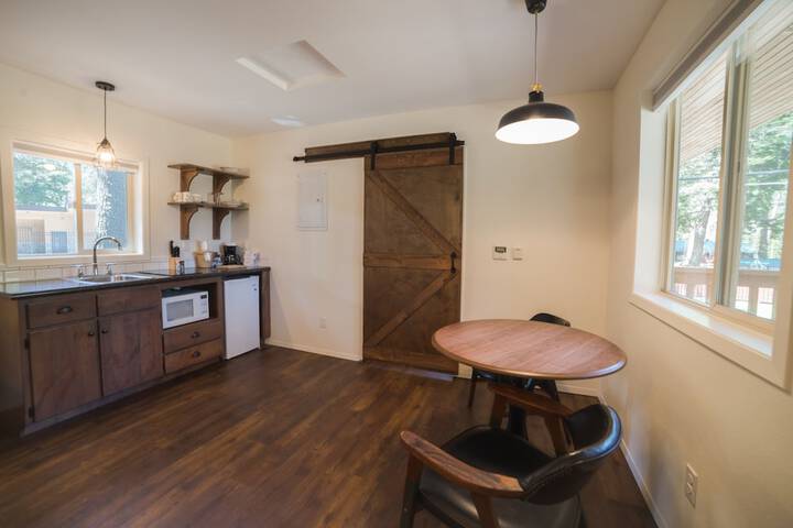 Room 180 of 235