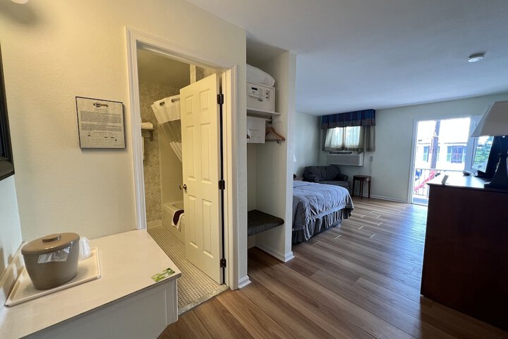 Room 45 of 87