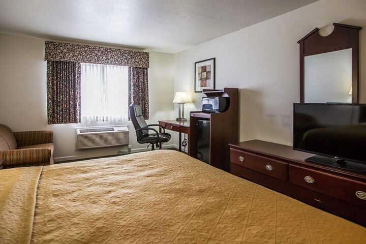 Room 18 of 36