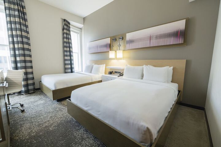 Room 28 of 75