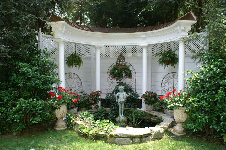 MELANGE BED AND BREAKFAST