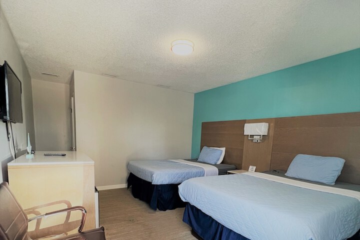 Room 40 of 44