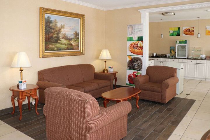 Hotel Interior 6 of 32