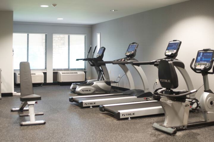 Holiday Inn Express Hickory-Hickory Mart by IHG