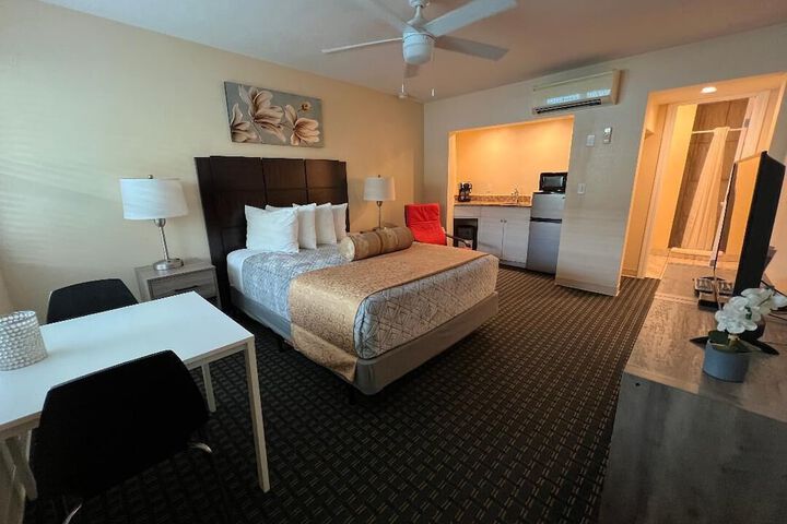 Room 34 of 46