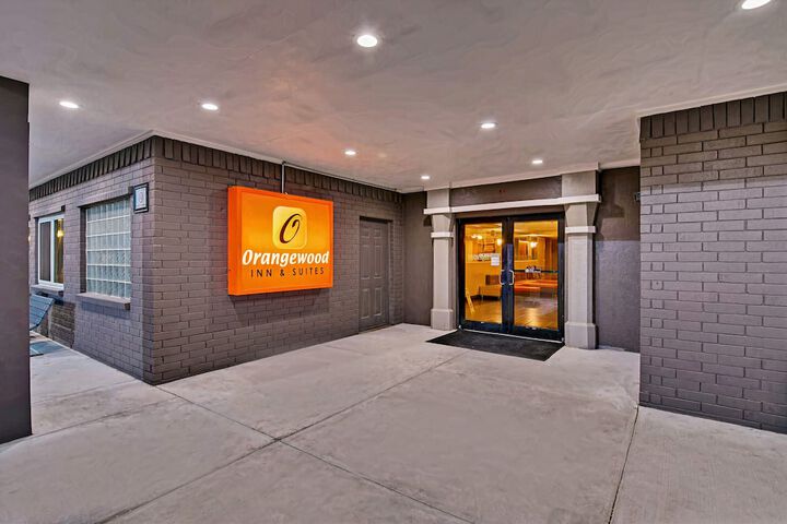Hotel 3 of 65