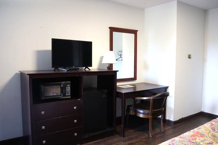 Room 18 of 42