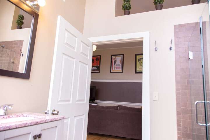 Room 169 of 185