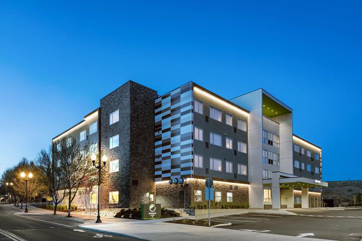 Hotel 4 of 55