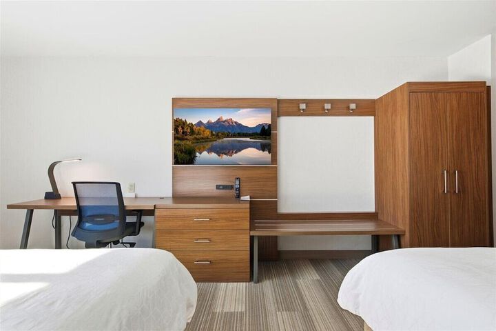 Holiday Inn Express & Suites Bethlehem Arpt-Allentown Area