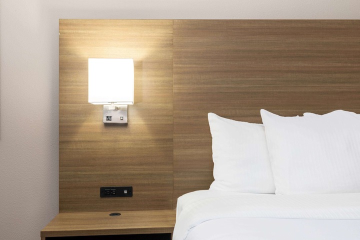 La Quinta Inn & Suites by Wyndham Wichita Falls - MSU Area