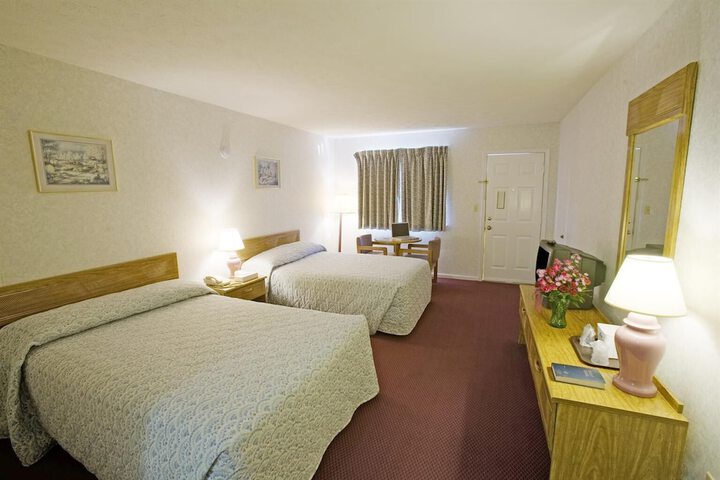 Room 7 of 17