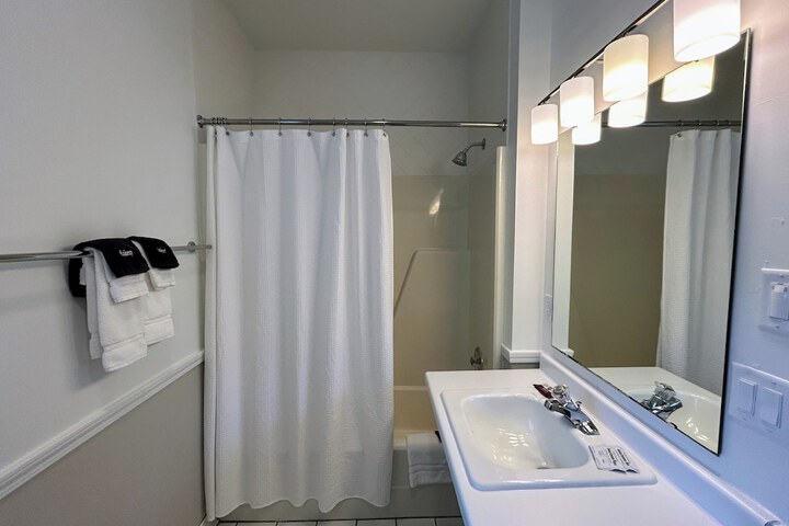 Room 31 of 67