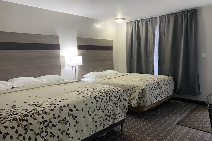 Room 18 of 30