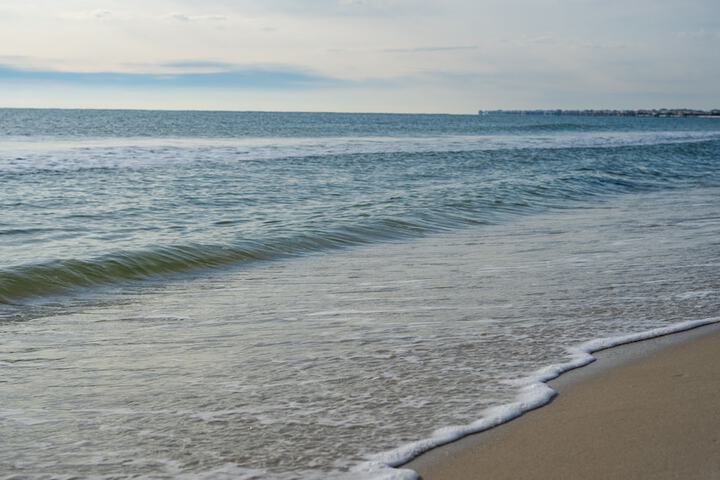 Dauphin Luv B - Beach Club #201-b 2 Bedroom Condo