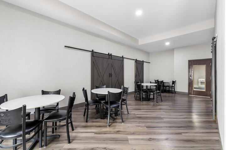 Brentwood Suites Nashville an Ascend Collection Hotel