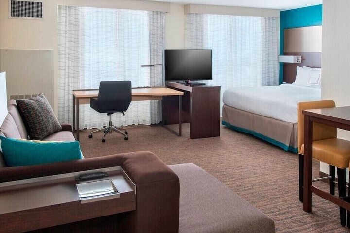 Room 21 of 45