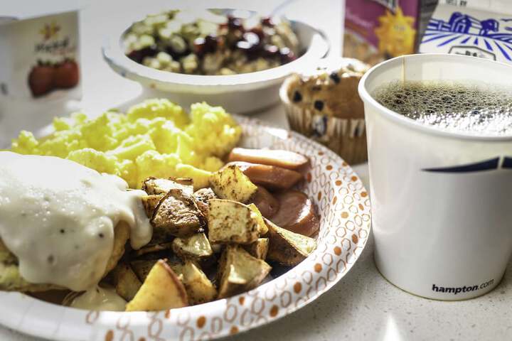 Breakfast/Coffee Service 38 of 44