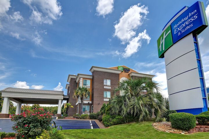 Hotel 2 of 41